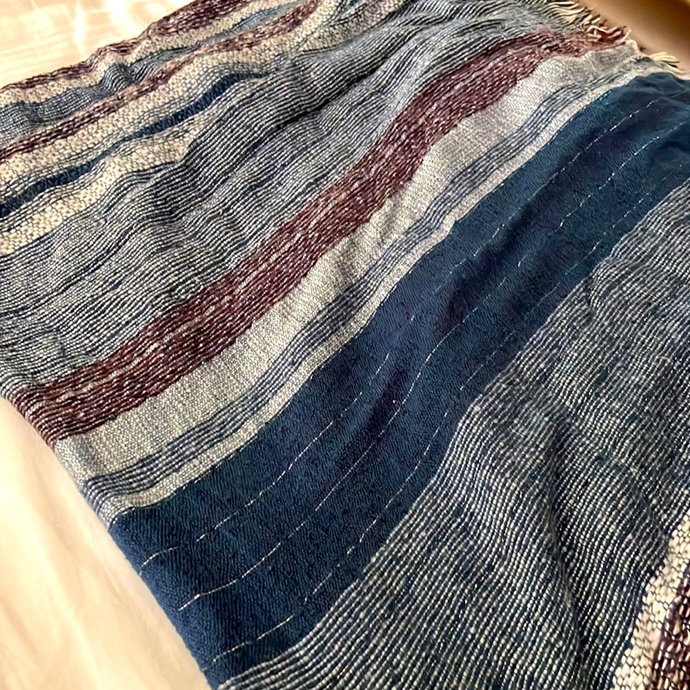 Stripes pattern scarf